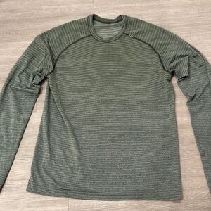 Men’s Medium Green lululemon Metal Vent Tech Longsleeve